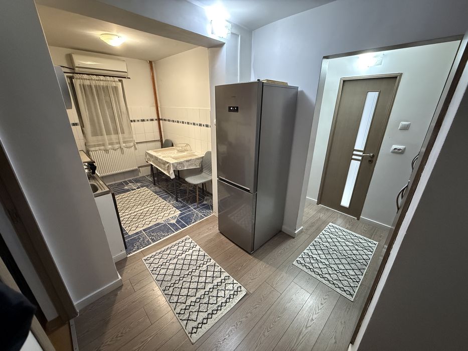 Închiriez apartament tip PB cu 2 camere