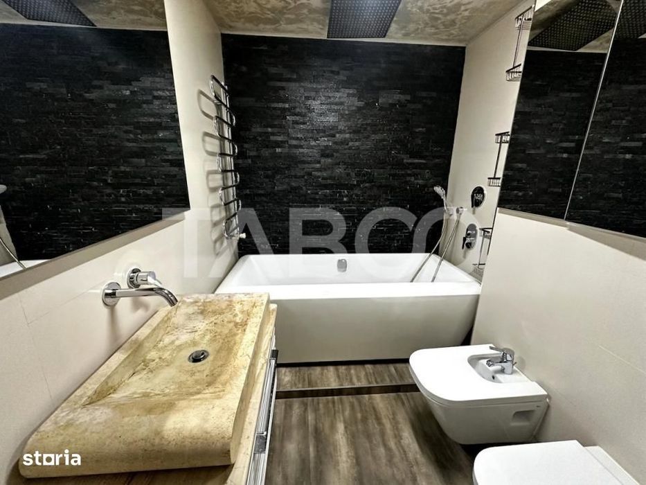 Apartament de vanzare 4 camere ultrafinisat etaj 1 Sibiu zona Strand