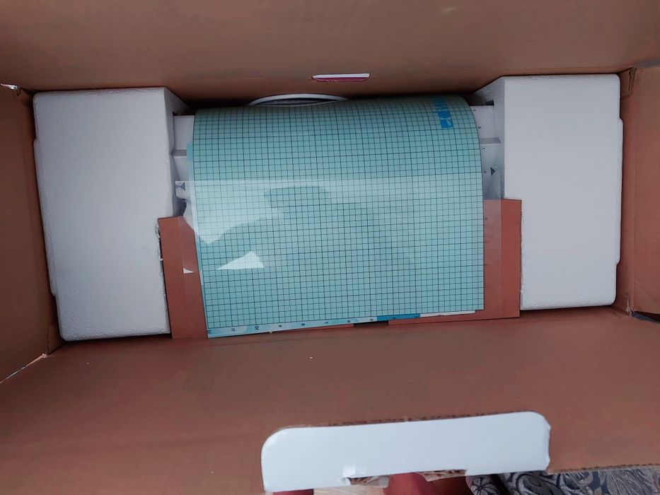 Продам плоттер камео 4 новый