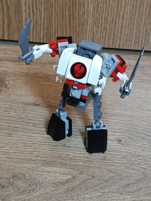 Lego Ninjago Day of The Departed: 70592 Salvage MEC,Sensei Yang, Lloyd