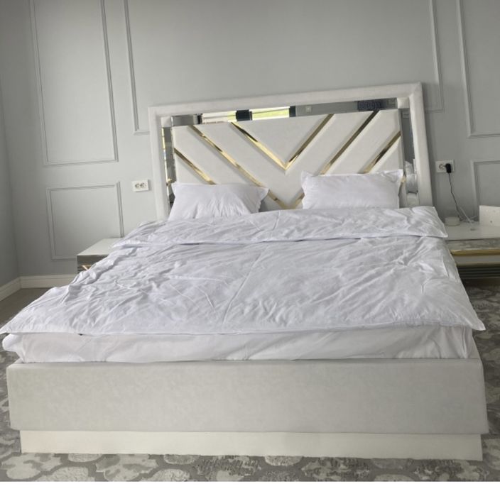 Продается кровать 180*200