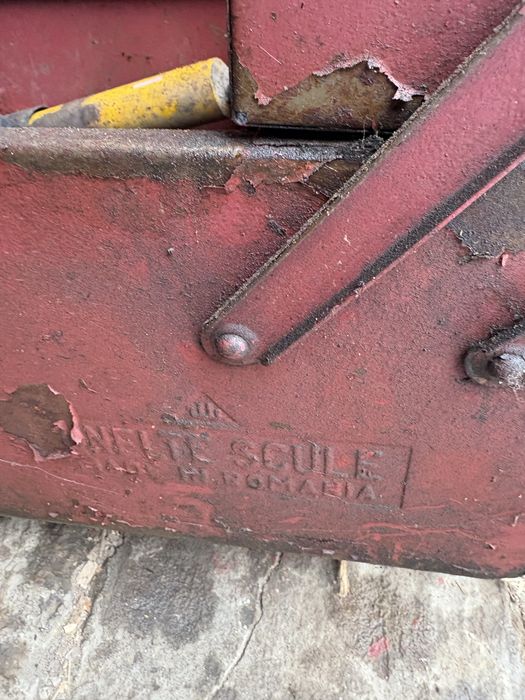 Carucior scule service