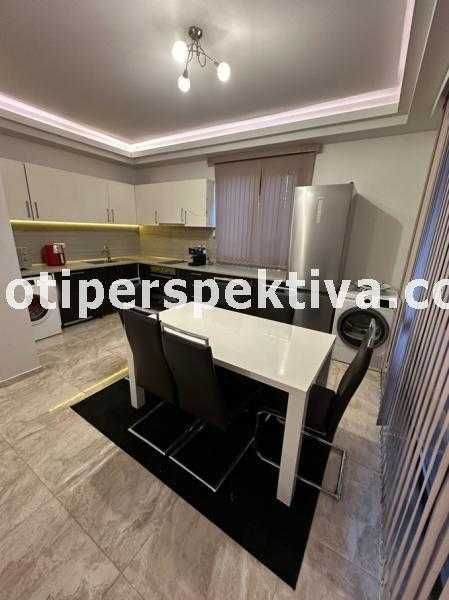 Продава се Къща в с. Брестник, Област Пловдив - 250 кв.м за 1592 €/кв.м - Снимка #1