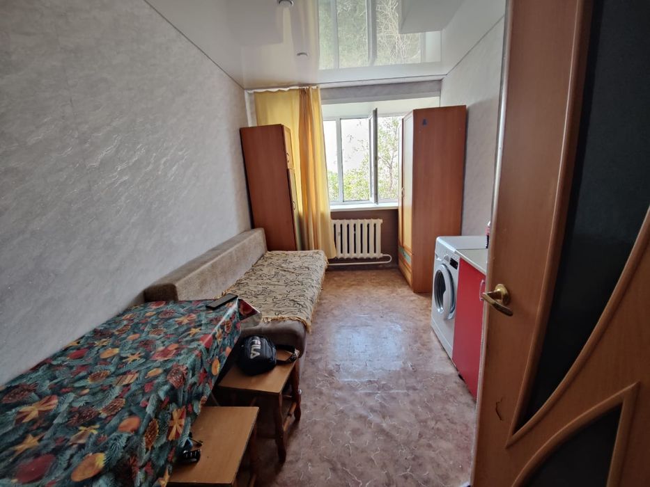 Продам комнату в общежитии.