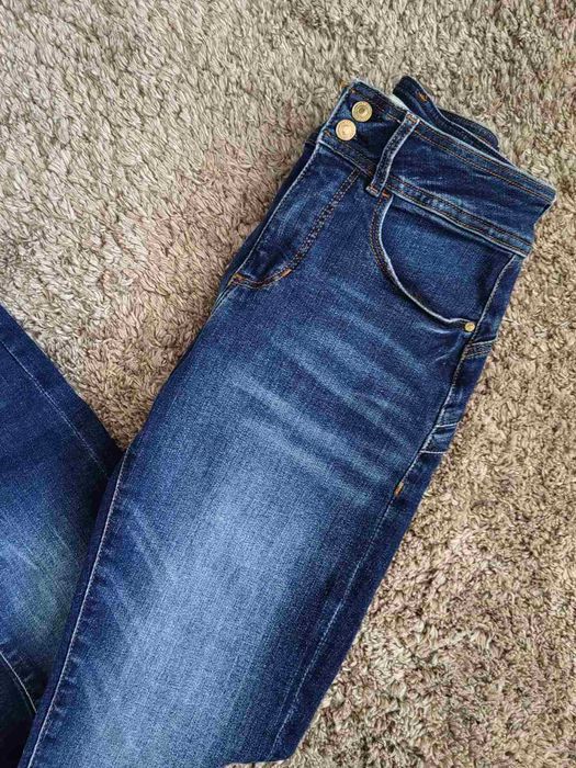 Дънки Guess  - skinny  рр 24