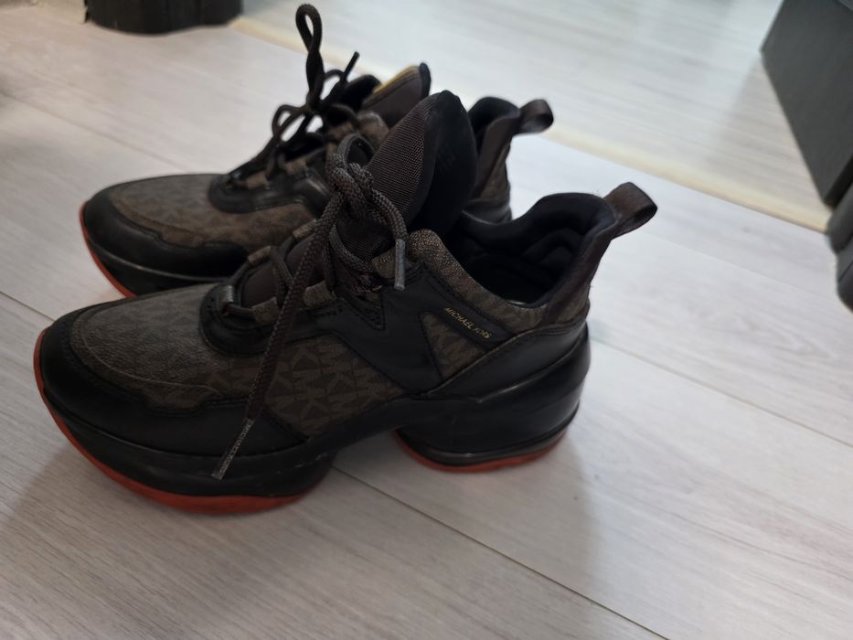 Ghete michael kors masura 39