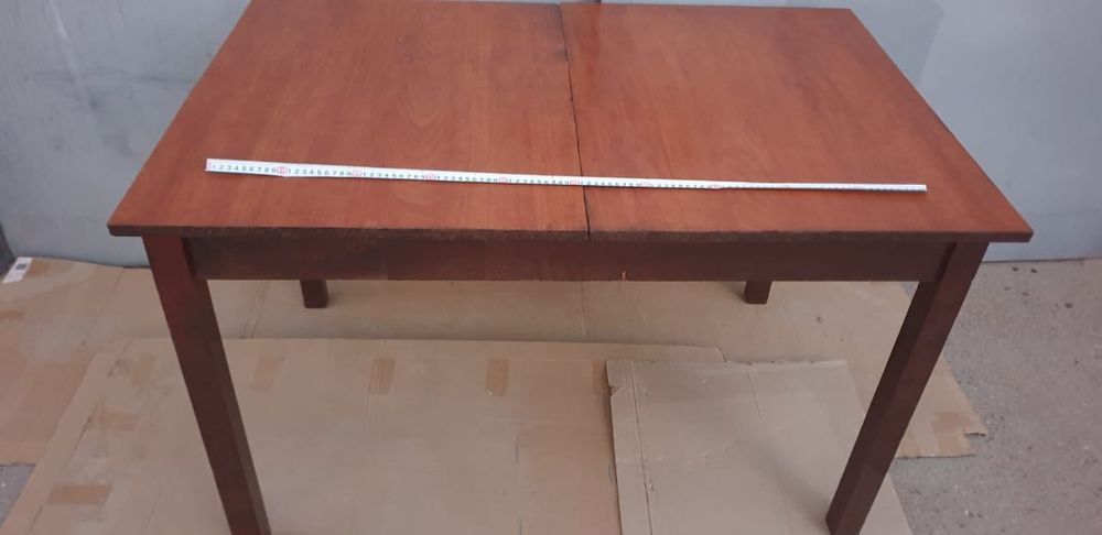 Продам стол кухонный раздвижной!