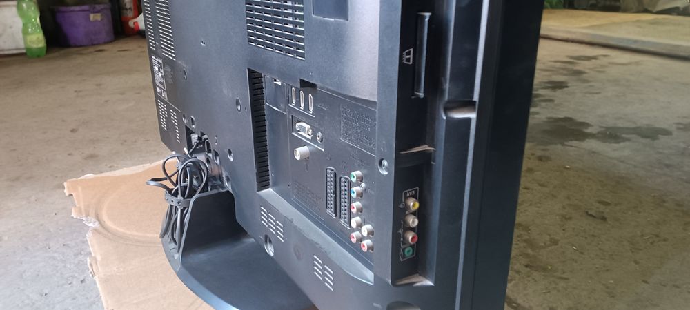 Продам телевизор