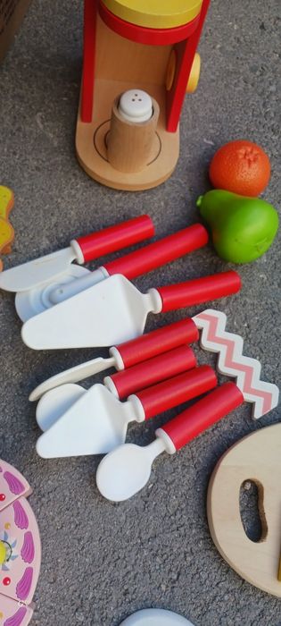 Огромен комплект дървени играчки