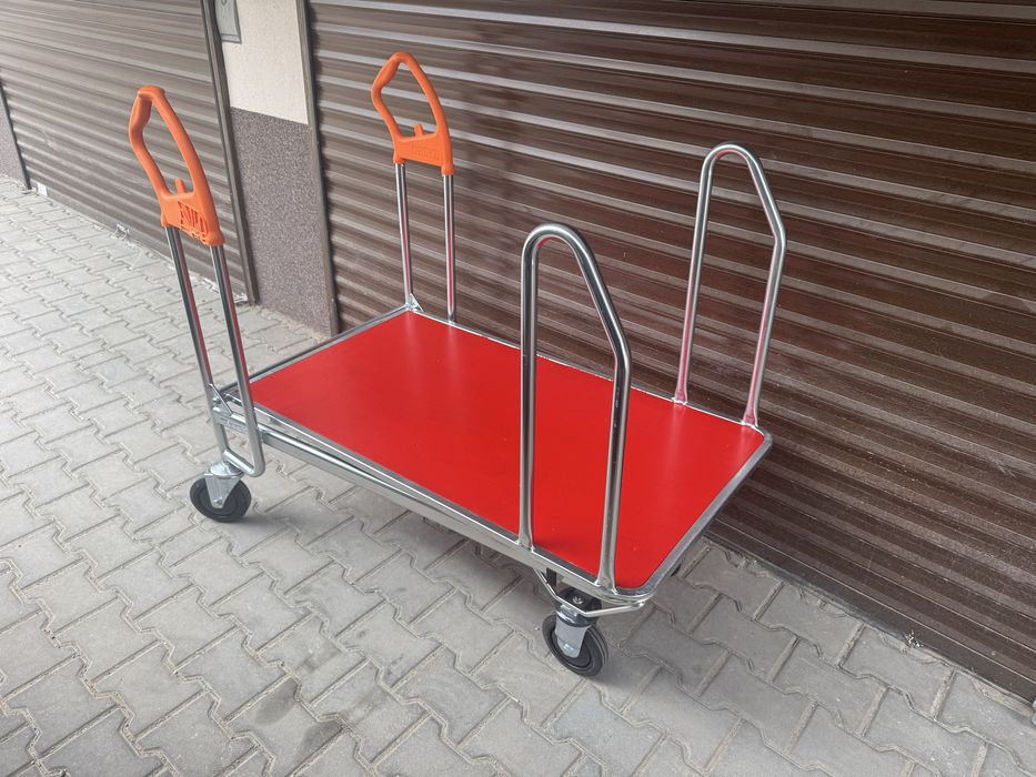 Товарна количка със платформа