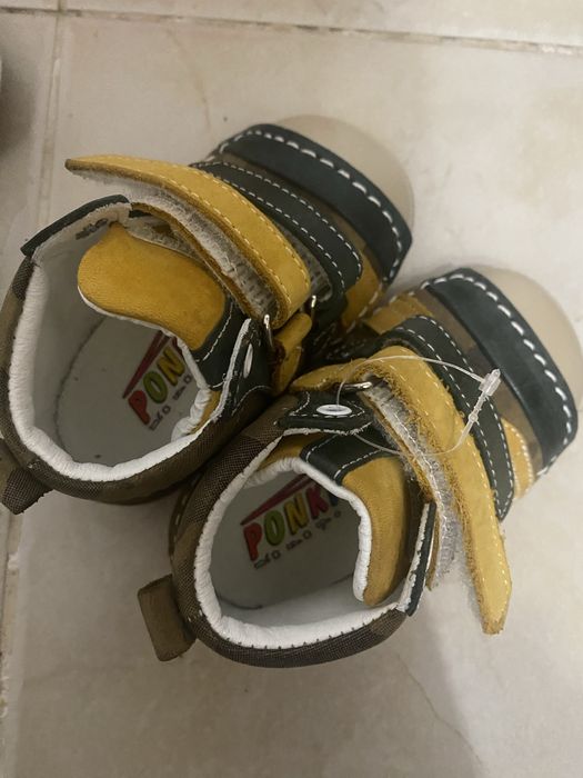 Лот обувчици за прохождане