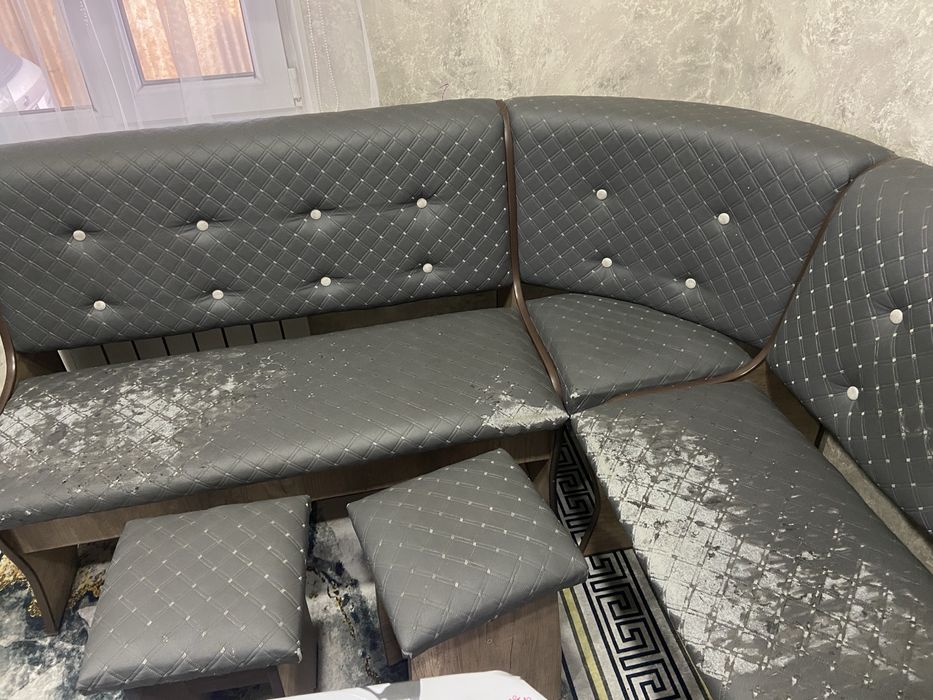 Продам кухонный уголок