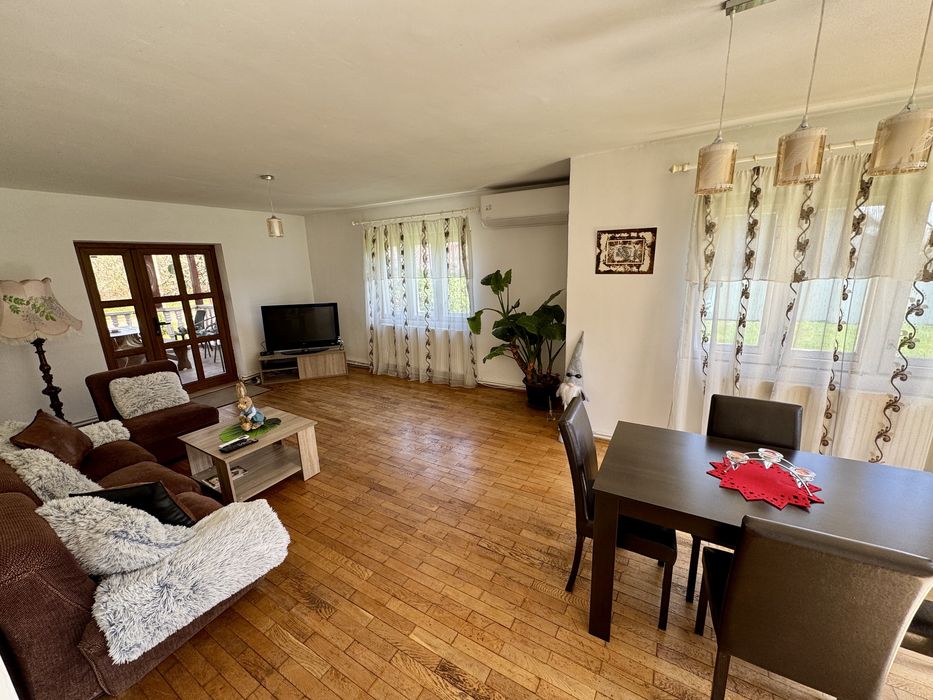 Inchiriere vila confortabila si spatioasa  Piatra Neamt