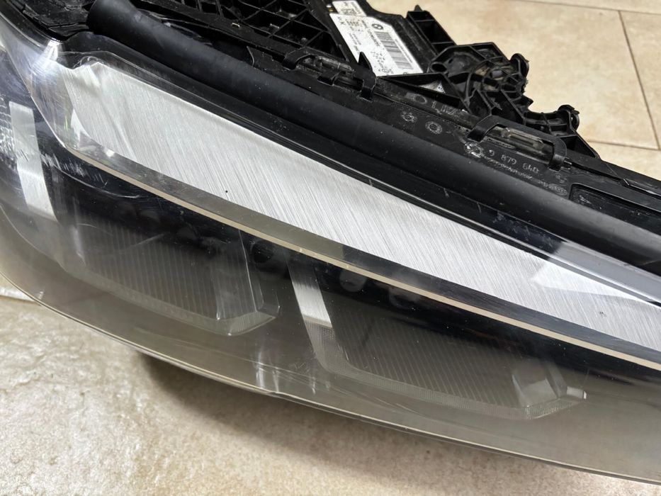 Far dreapta bmw g30 lci facelift full led 5A26FA4-01