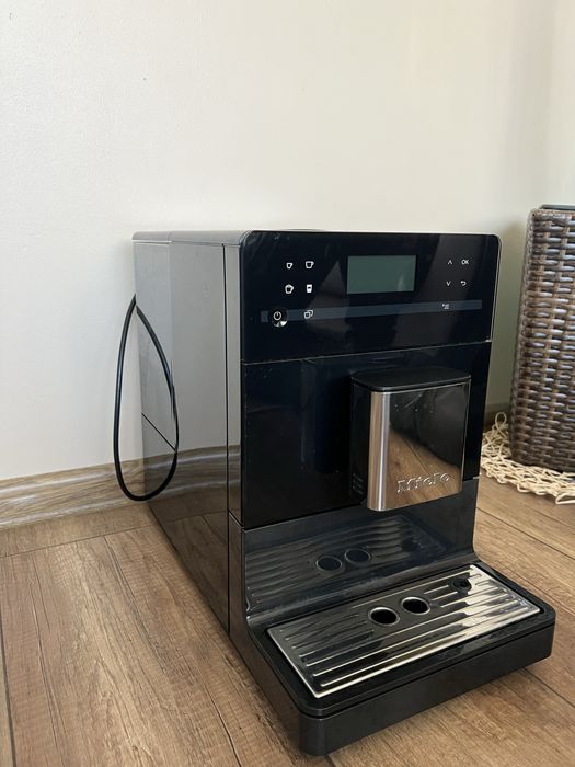 Miele cm5310 Миеле кафемашина