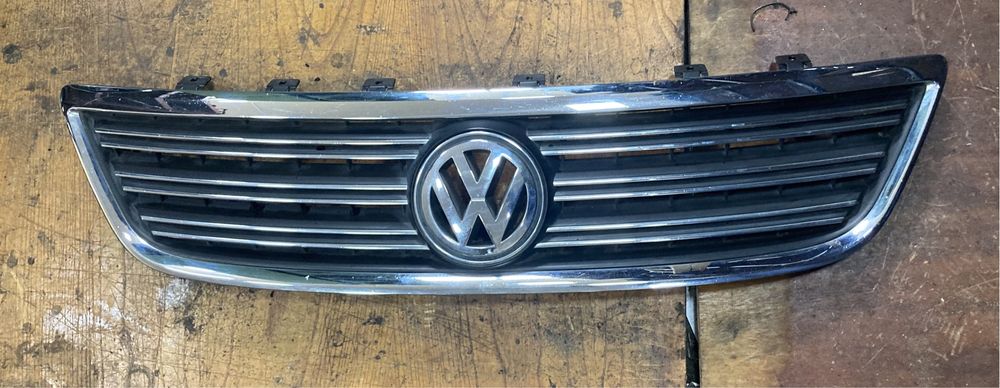 Vw phaeton 2004година Предна Решетка