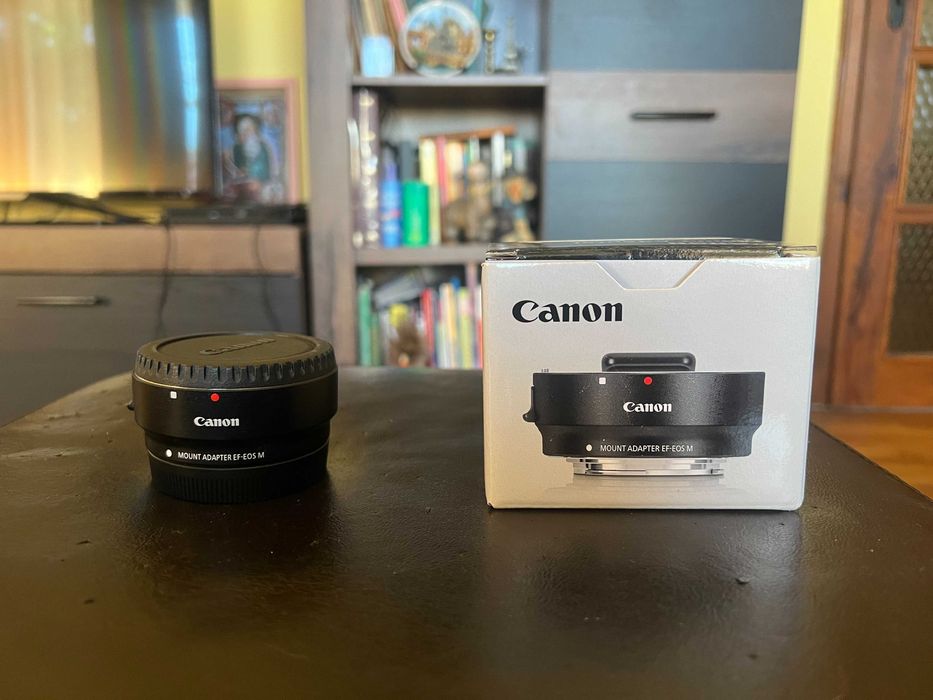 Фотоапарат Canon m50 комплект с обективи и аксесоари