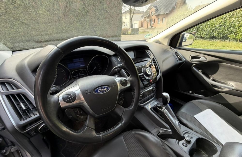 FORD Focus 2012 — imagine 2