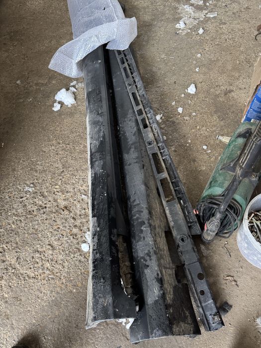 Volan,bară,grila,praguri mercedes glc(schimb cu jante)