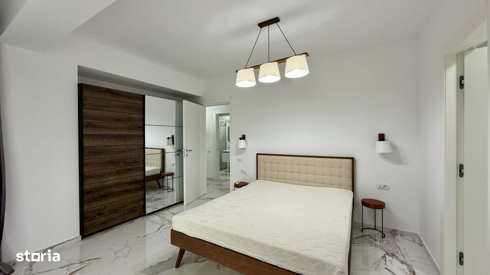 Apartament cu 3 camere si 2 locuri de parcare in Mamaia frontal la MAR