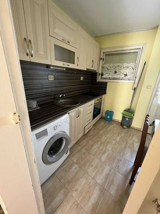 Дава се под наем Двустаен апартамент в Пловдив, Център - 55 кв.м за 325 € - Снимка #4