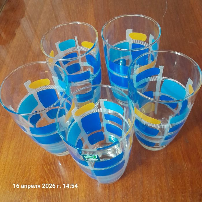 Продаются интересные стаканы.