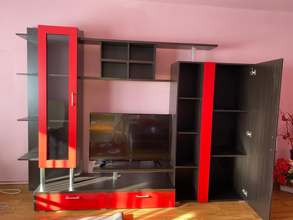 Mobila sufragerie rosie cu negru