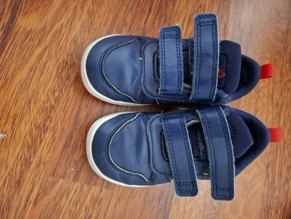 Маратонки Adidas