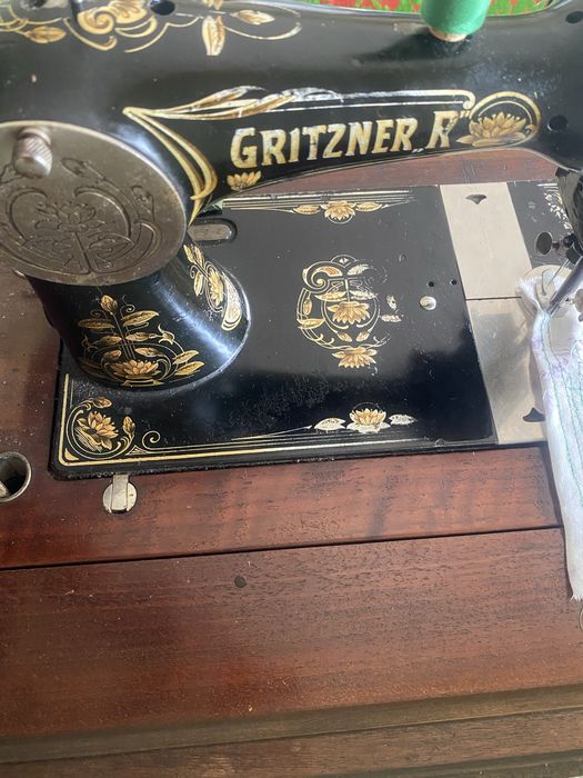 Masina de cusut Gritzner