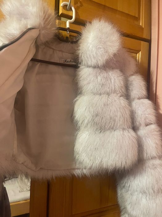 Дамско яке с пух