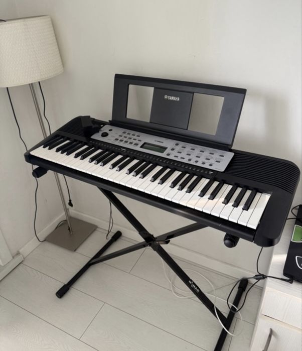 Синтезатор YAMAHA