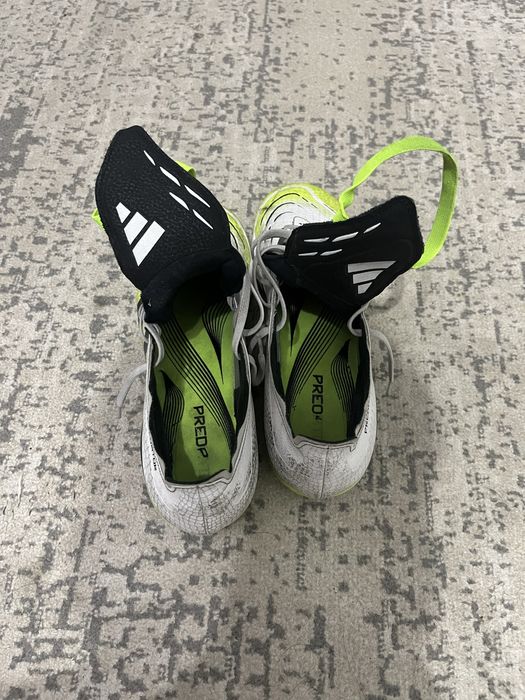 Бутсы Adidas Predator