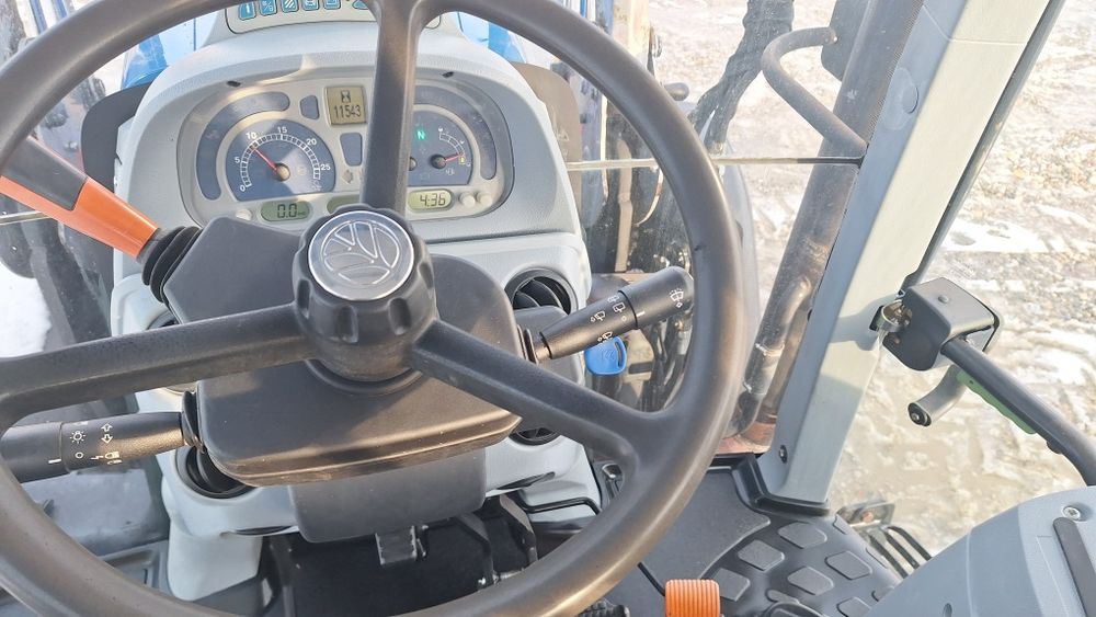 NEW HOLLAND T6030  cu Incarcator frontal  141 cai