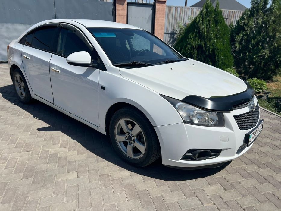 Продам шевролет круз!