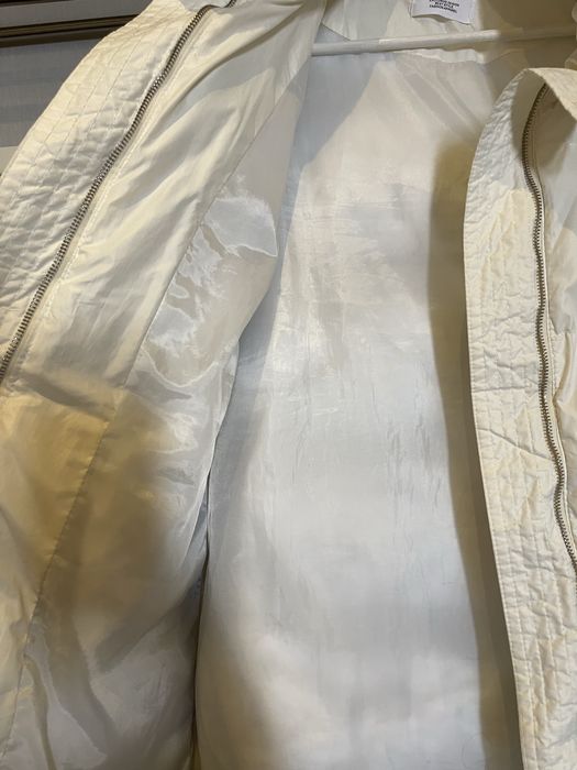 Продам куртку женскую