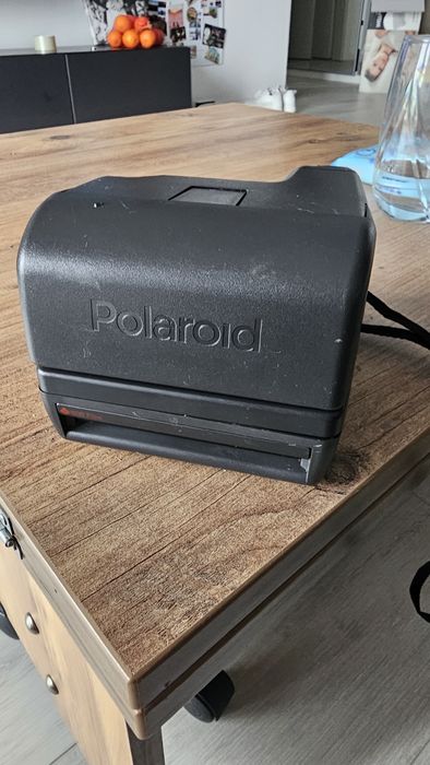 Polaroid onestep close-up
