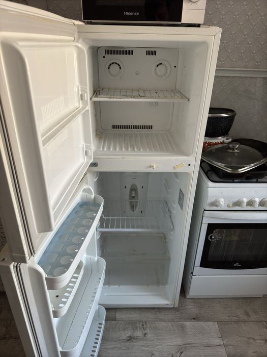 Продам холодильник LG