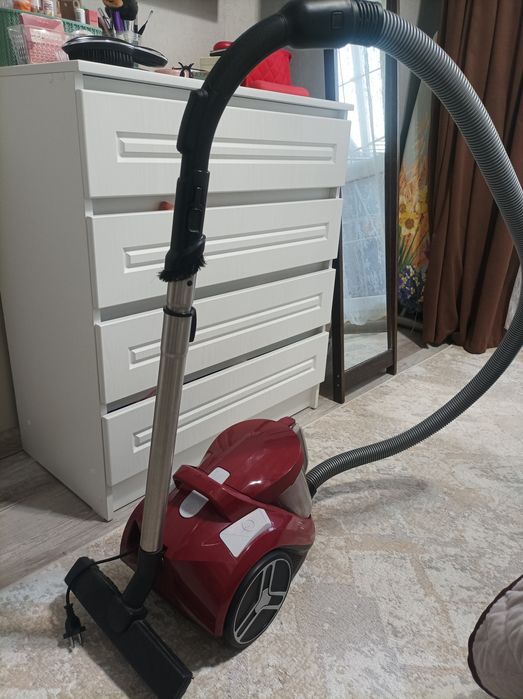 Продам пылесос марки tefal