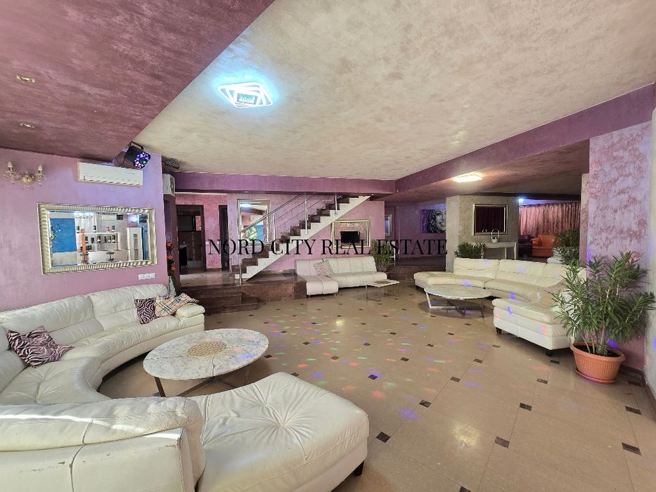 Vila Petreceri - Evenimente - Petrecere - Piscina