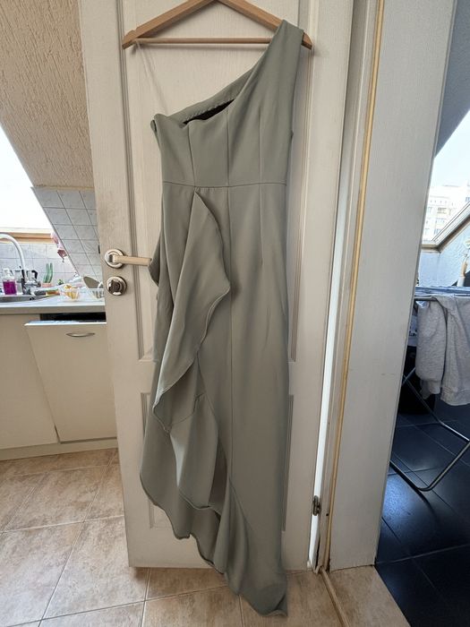 Нова с етикет рокля Trendyol