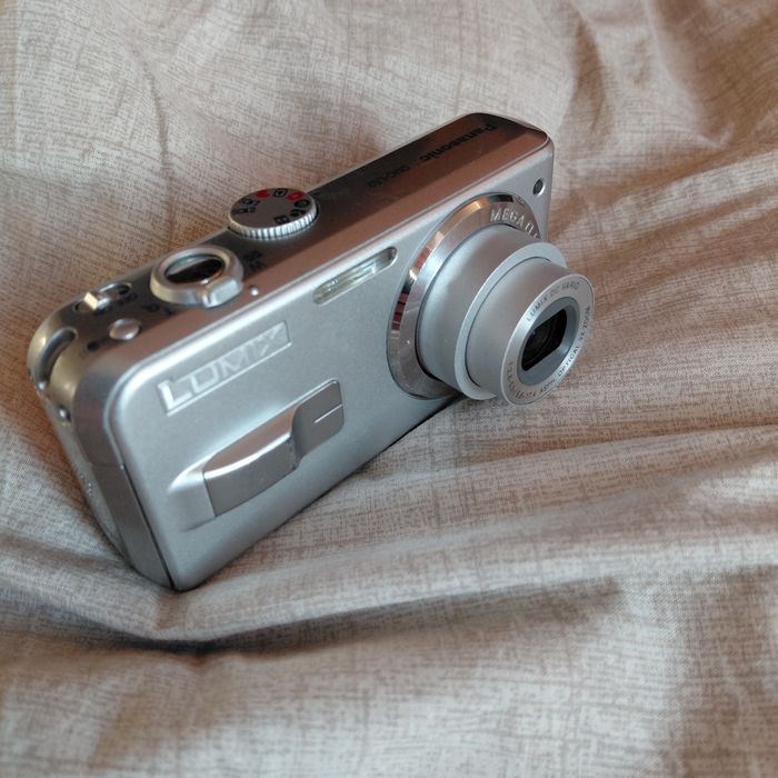 Цифровой фотоаппарат панасоник LUMIX