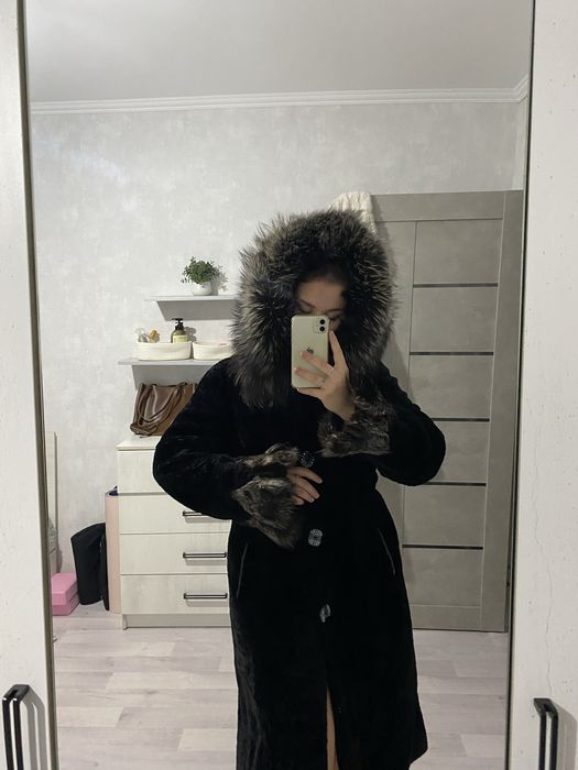 Продам шубы Б/У