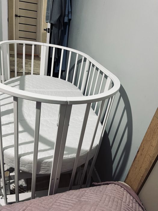 Манеж трансформен почти новый минусы нет