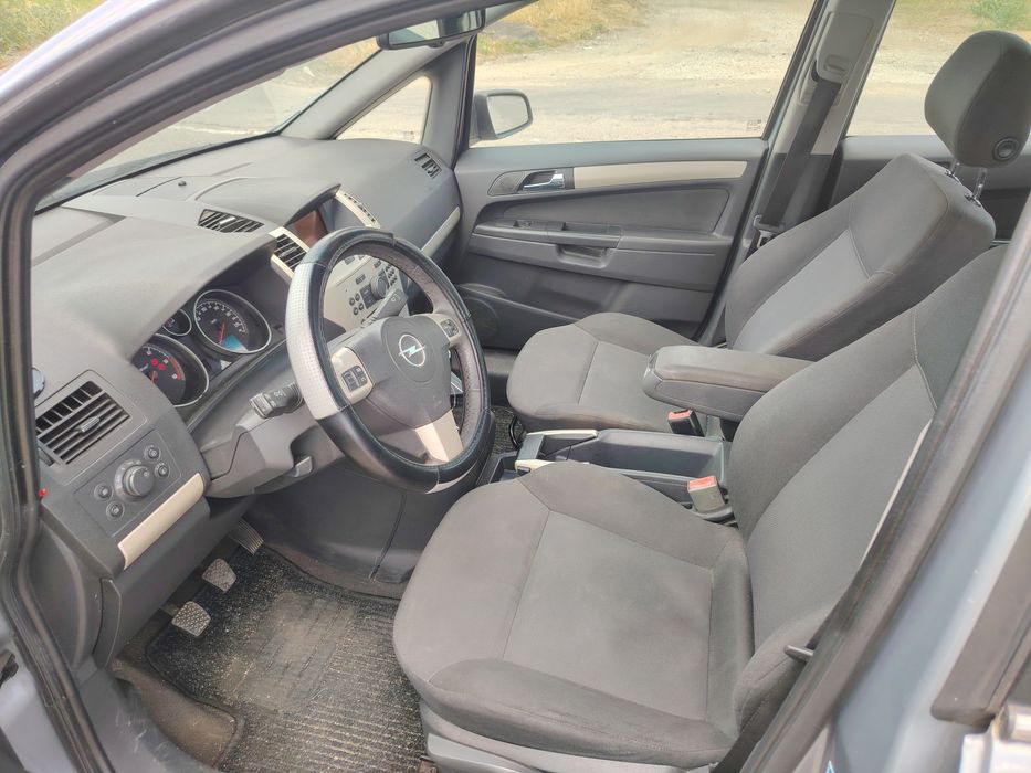 Опел Зафира 1.9 цдти 150 к.с. / Opel Zafira 1.9 cdti 150 hp НА ЧАСТИ