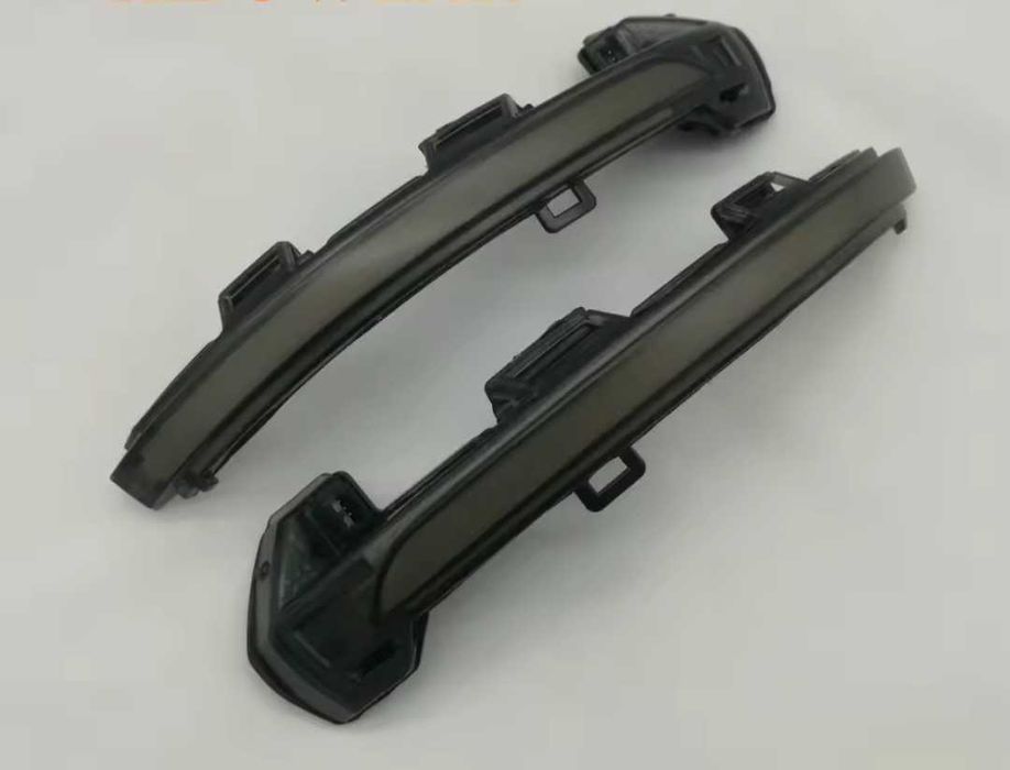 Динамични бягащи мигачи за огледалата за VW Passat Arteon Пасат Артеон