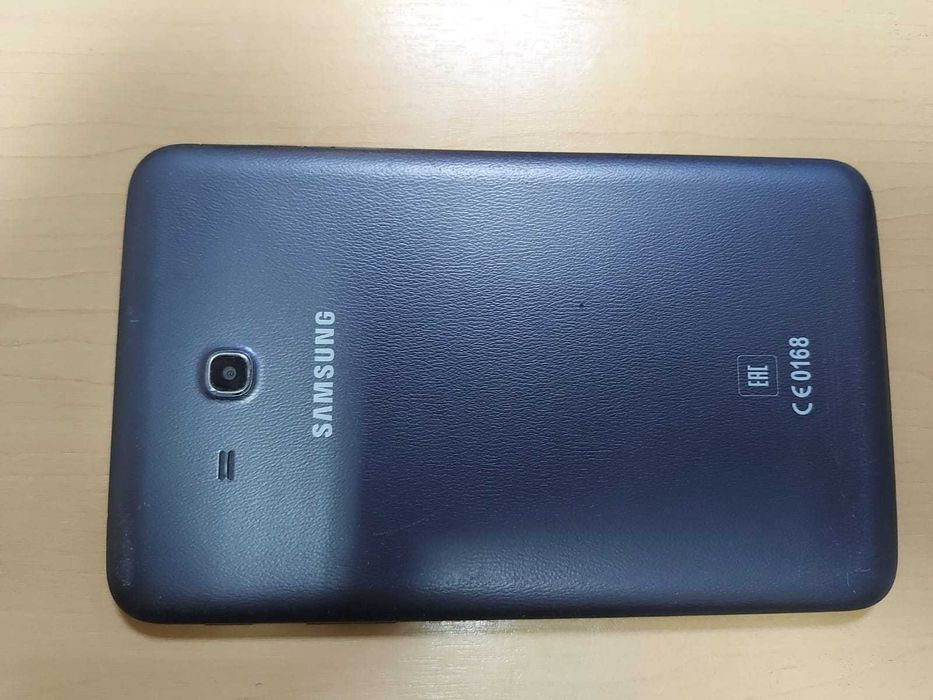 Планшет Samsung Galaxy Tab 3 7.0 Lite SM-T116