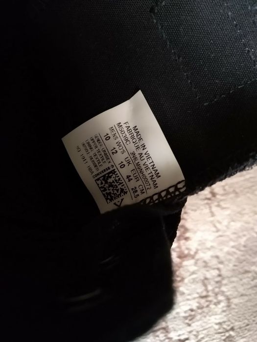 Продаю кеды Конверс