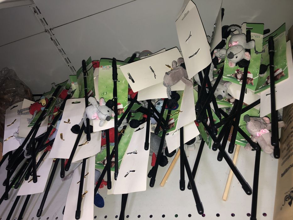 Игрушки дразнилки для кошек