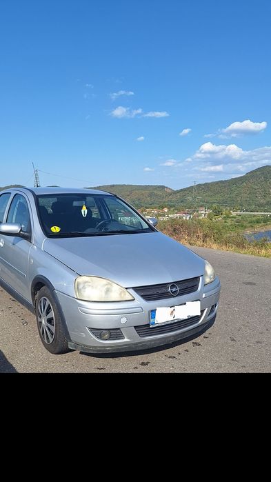 Opel corsa 1.2 benzina