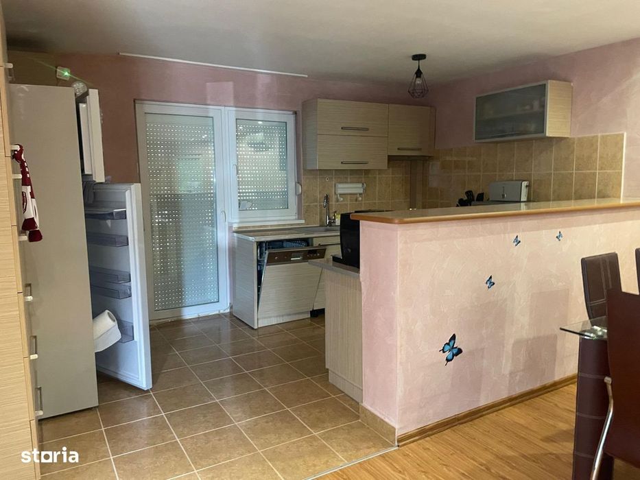 Casa de inchiriat pe Strada Campului/453 mp teren/130mpu/3 dormitoare